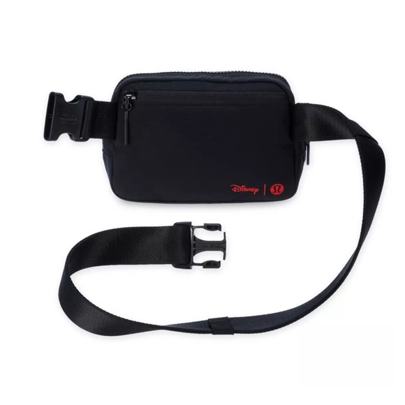 NWT Lululemon Disney Mickey Outline Graphic Belt Bag SOLD OUT ONLINE🚨 - Picture 7 of 7